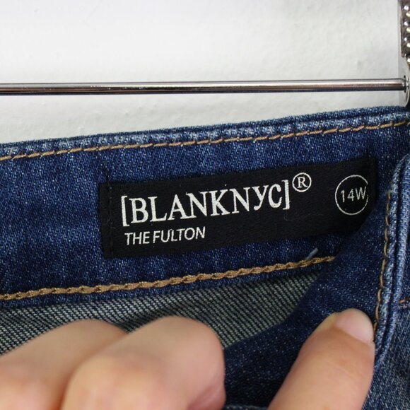 Blank NYC The Fulton Roll Up Jean Short Size‎ 14W - Picture 2 of 5